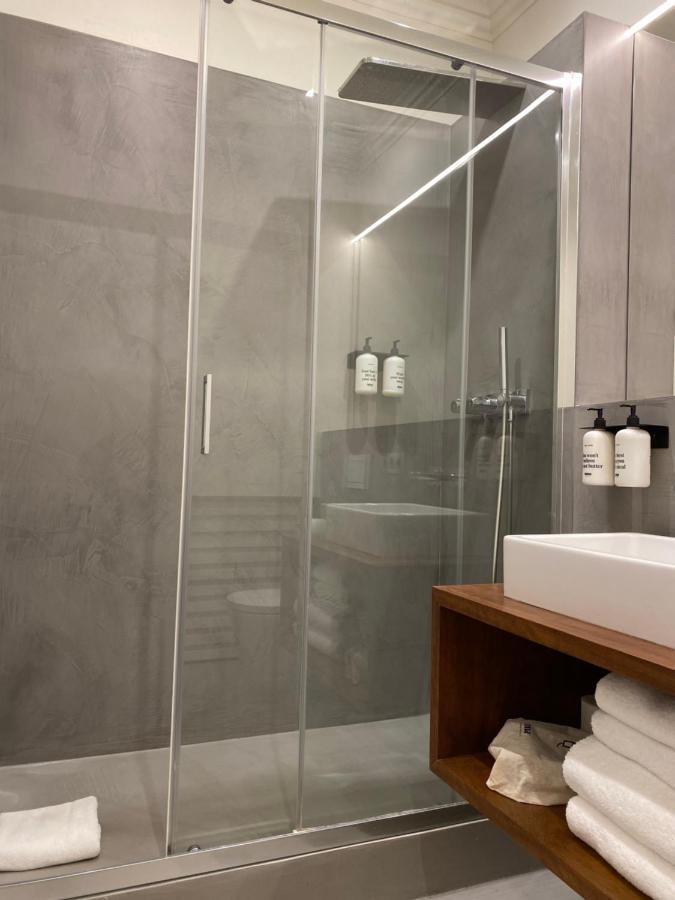 Uma Suites Rambla Catalunya 22 Barcelona Buitenkant foto
